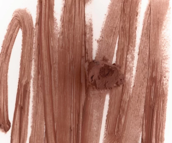 Peptide lip shape twist - Imagen 3